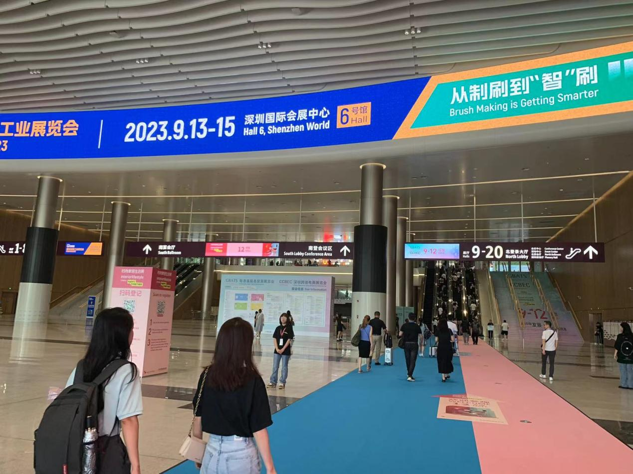 Quali prodotti hardware sono i prodotti più venduti venduti su piattaforme di e-commerce transfrontaliere?